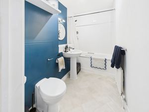 BATHROOM- click for photo gallery